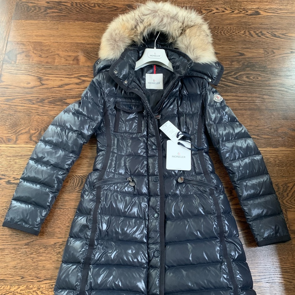 Authentic Moncler Women's Navy Down Puffer Coat with Fur Hood